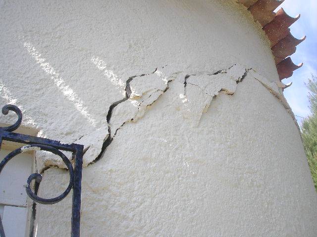 mur cassé